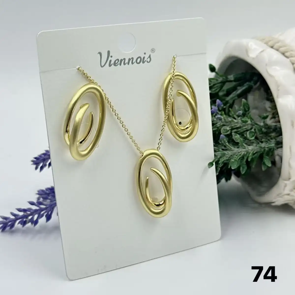 BIJOUX CHAINE PLAQUE OR   VIENNOIS