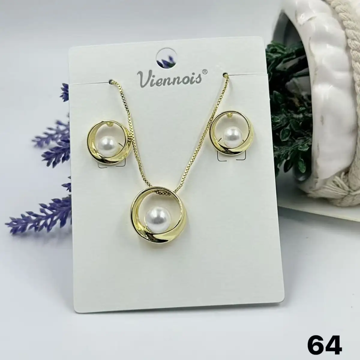 BIJOUX CHAINE PLAQUE OR   VIENNOIS