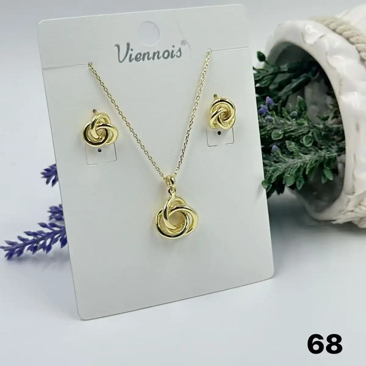 BIJOUX CHAINE PLAQUE OR   VIENNOIS